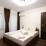 бялата къща 2 Πανσιόν 3*
