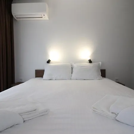 Guest house бялата къща 2 3*