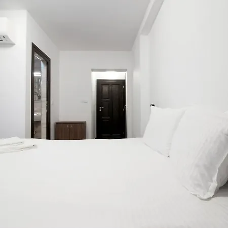 бялата къща 2 Guest house 3*