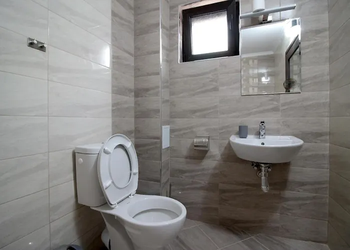 Guest house бялата къща 2 3*