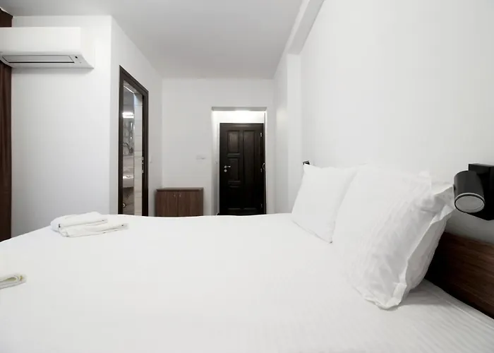 бялата къща 2 Guest house 3*